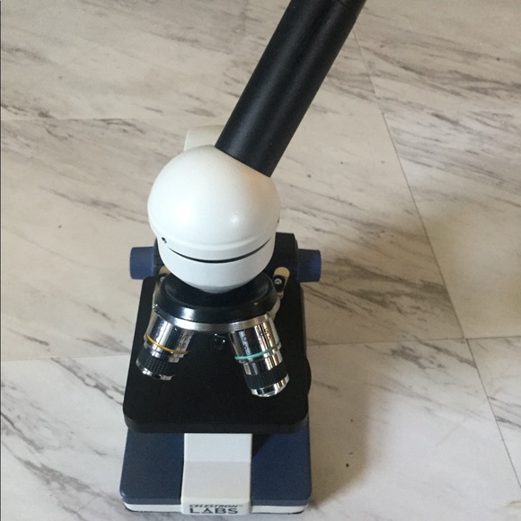 Microscope - Picture 4 of 8